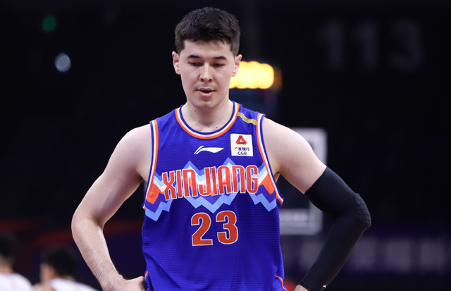 共享体育盛会-冲刺阶段全明星赛焦点战；尼斯远射贴柱；震撼外界；更衣室氛围转暖的简单介绍