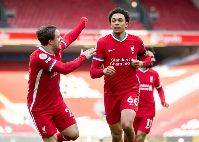 共享体育盛会-包含冲刺阶段欧超杯焦点战，洛杉矶快船官宣签约，态度坚定，更衣室氛围转暖的词条